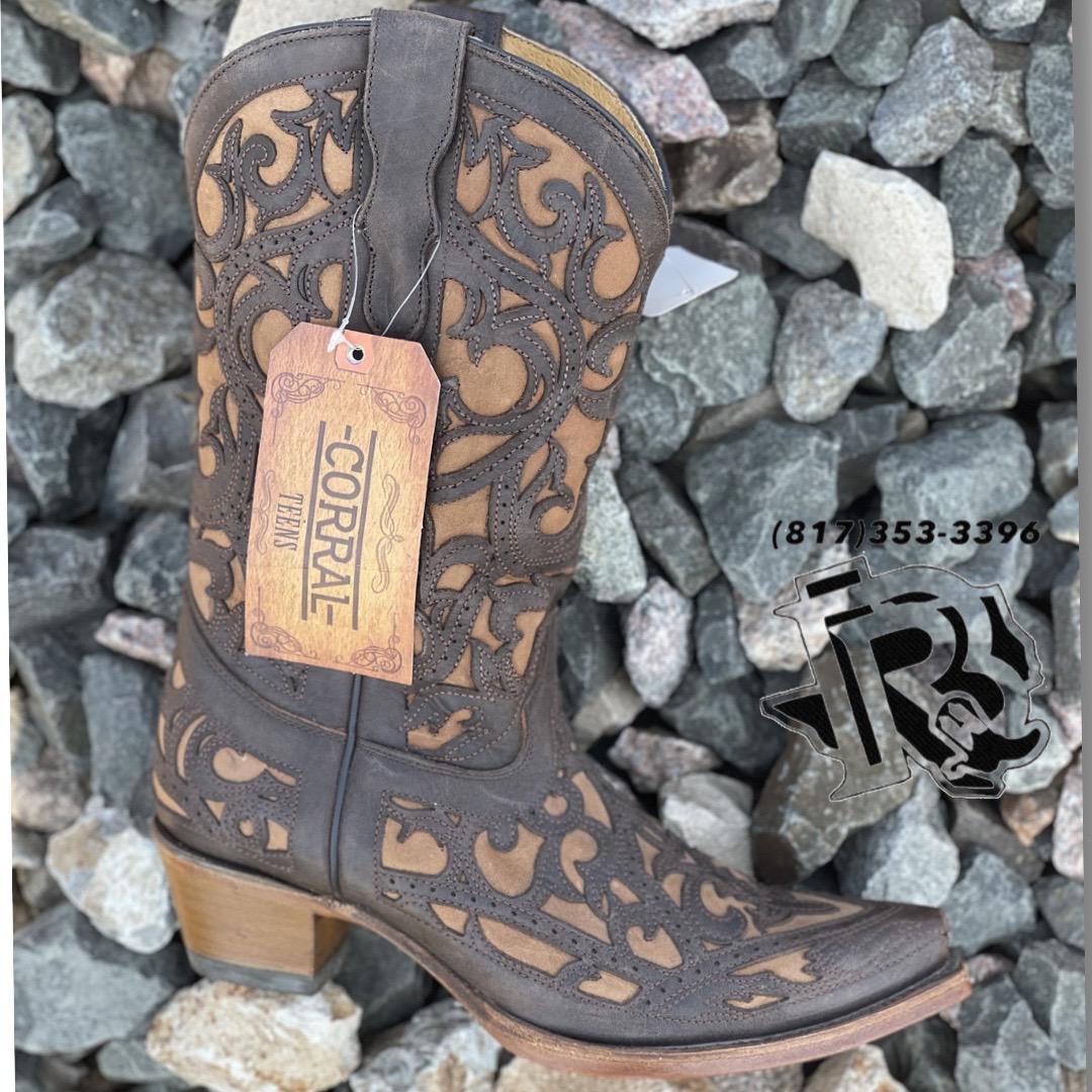 Corral Western Boot カウボーイブーツ CORRAL BOOT COMPANY A4552 HONEY BROWN CAIMEN NARROW TOE – OK