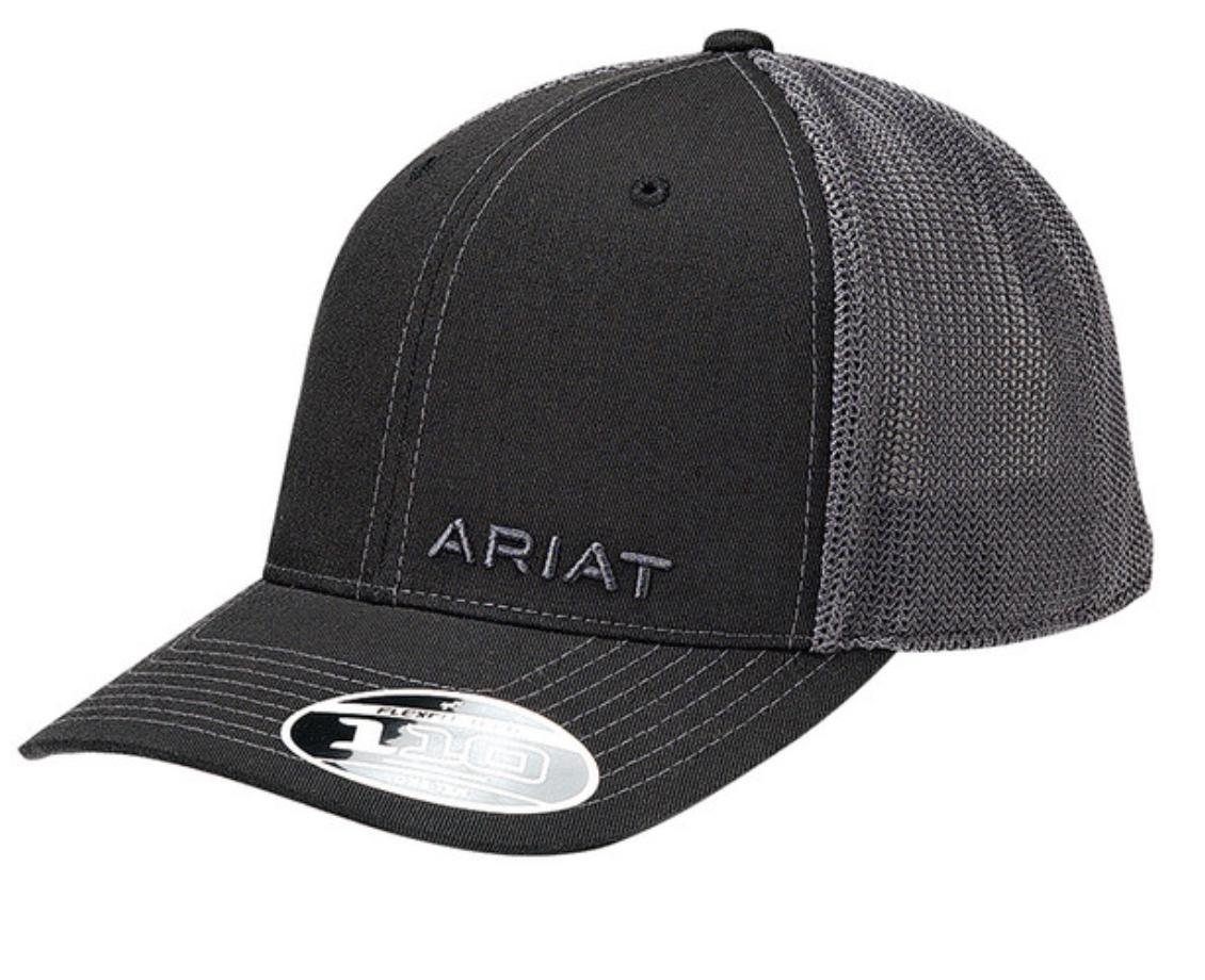 ARIAT FIT FLEX 110 TEXT OFFSET BLACK CAP |1597501