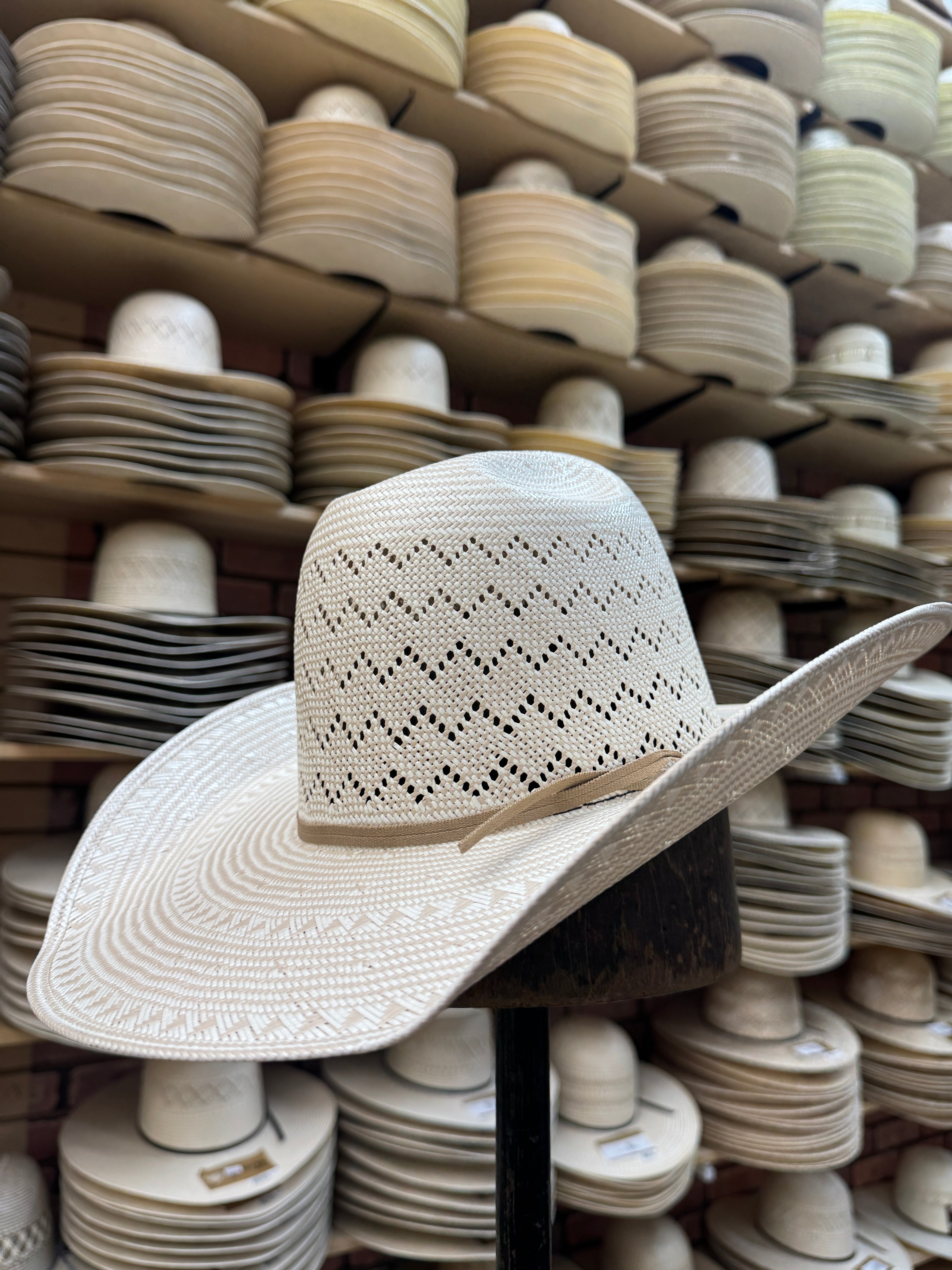 BENJI KID’S STRAW HAT BR EDITON