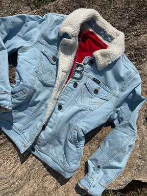 WOMEN’S WRANGLER RETRO® SHERPA LINED WESTERN DENIM JACKET | 112317322