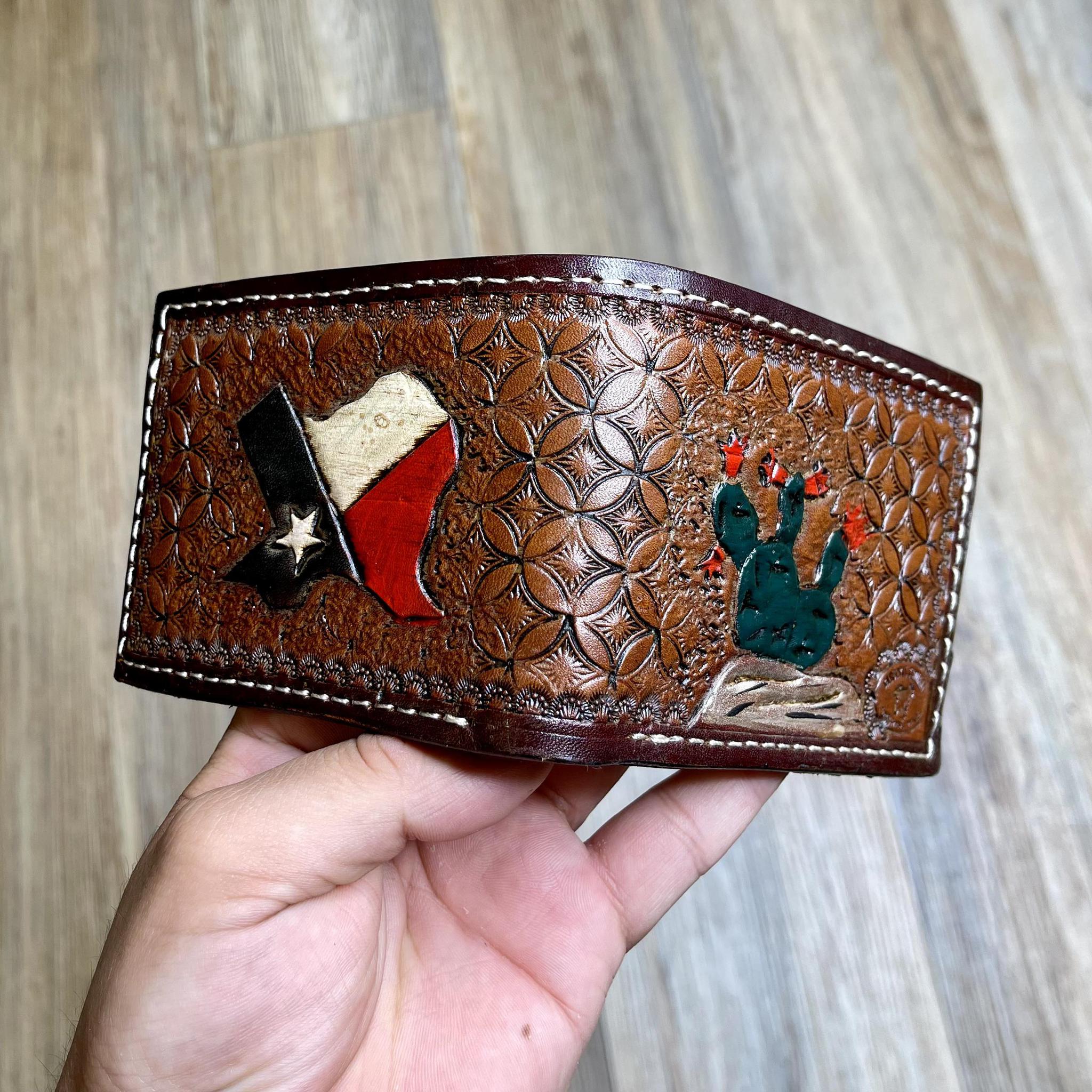 MEN WESTERN BI FOLD WALLET TOOLED LEATHER