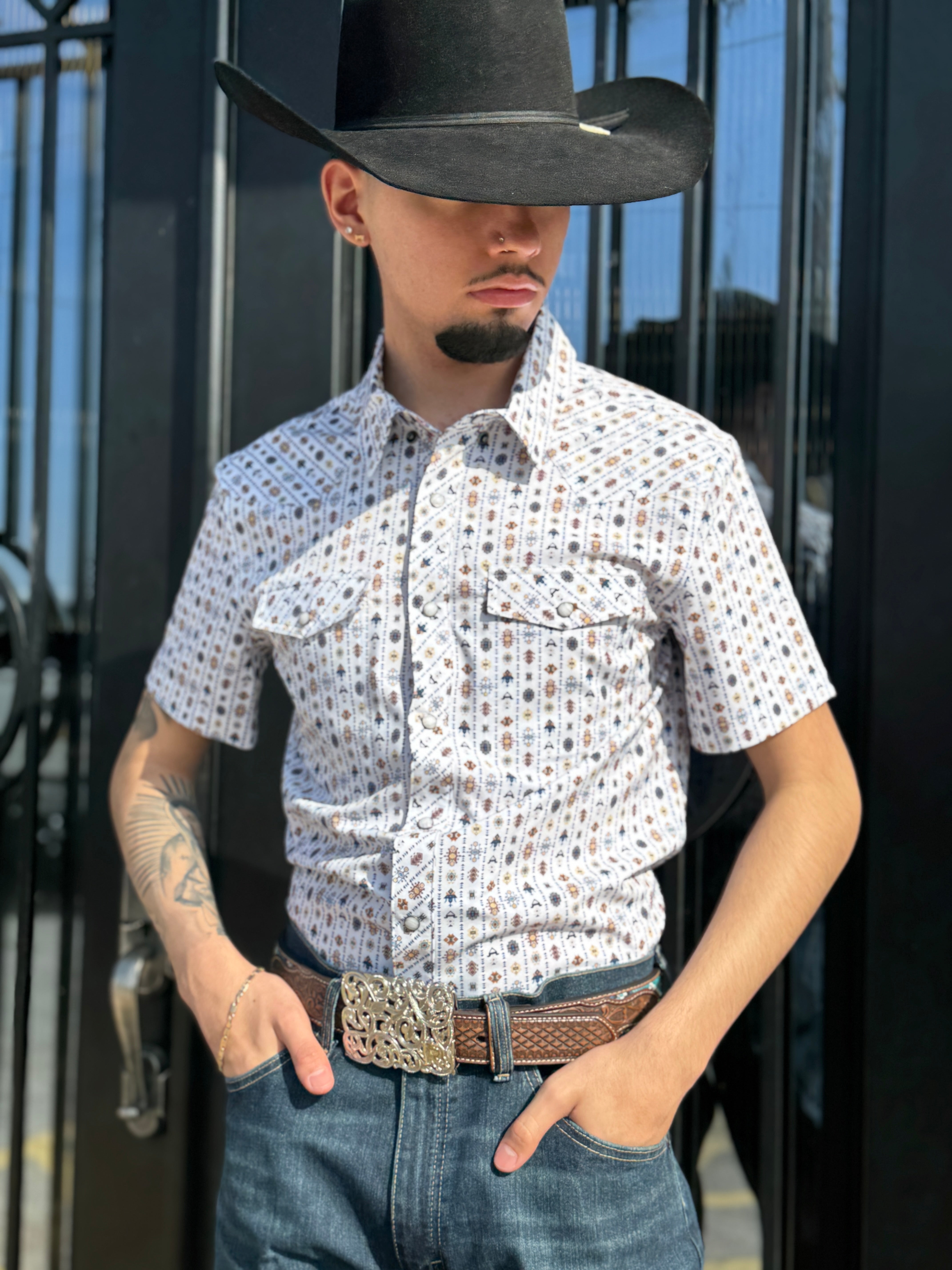 MENS PANHANDLE  WHITE AZTEC STRIPED SHORT SLEEVE SNAP PERFORMANCE SHIRT |TMN3S05720