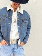 Load image into Gallery viewer, “ Easton “  | WRANGLER GRIZZLY DENIM JACKET VINTAGE MEN JACKET 74256RT