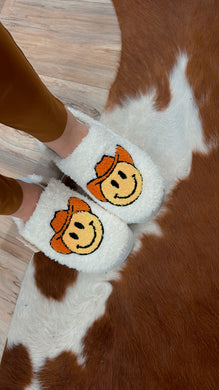 FLUFFY SLIPPERS COWGIRL SMILEY FACE