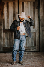 Load image into Gallery viewer, “ Easton “  | WRANGLER GRIZZLY DENIM JACKET VINTAGE MEN JACKET 74256RT