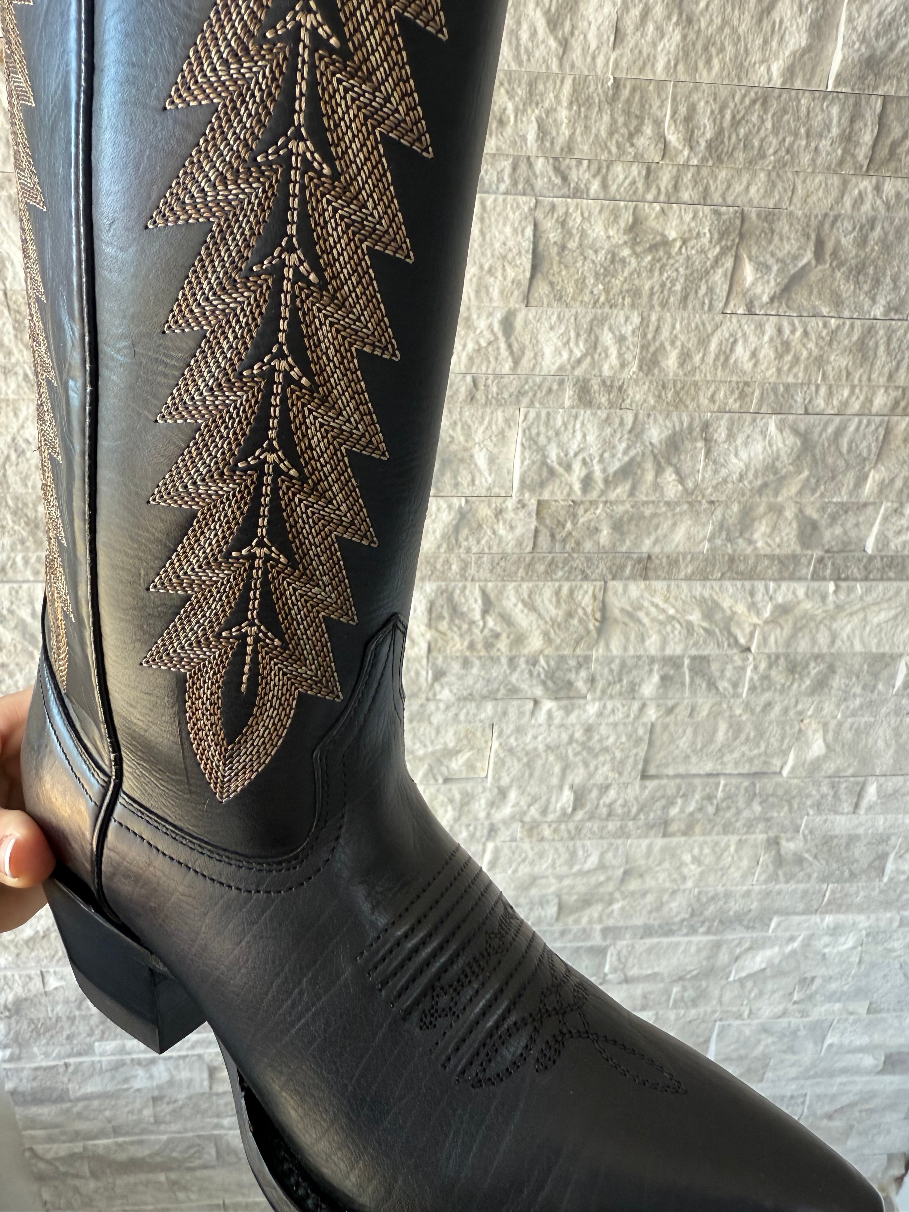 AILANI IRON SPUR BOOTS | BLACK