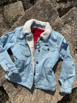 WOMEN’S WRANGLER RETRO® SHERPA LINED WESTERN DENIM JACKET | 112317322