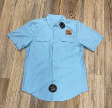 Load image into Gallery viewer, Mens ariat vented outbound fitted short sleeve shirt | 10049018