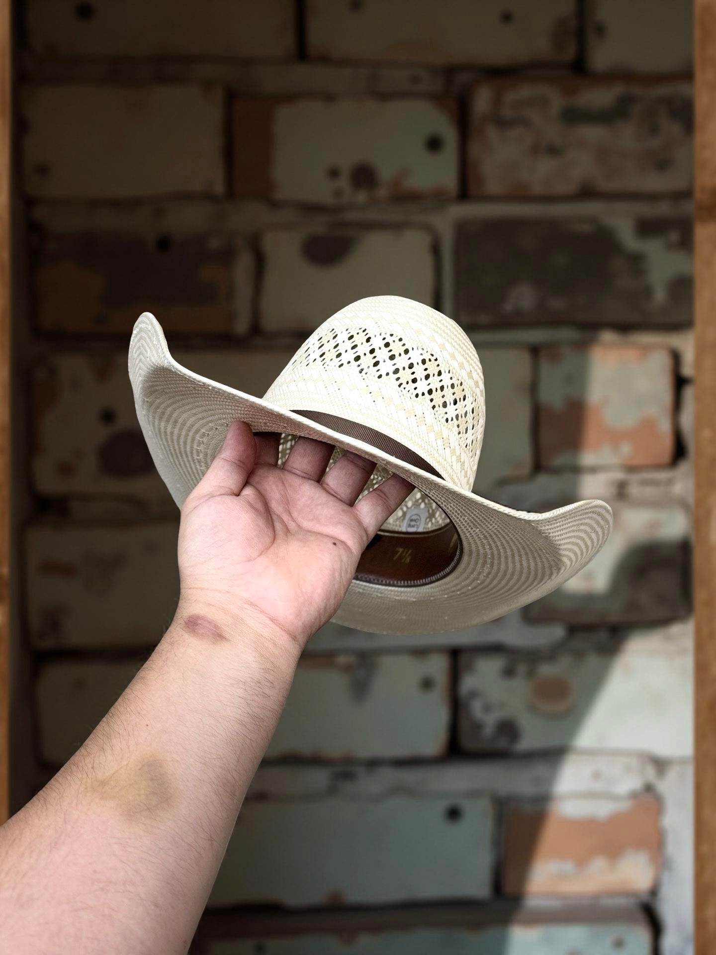 “ 1011 “ | AMERICAN HAT MEN COWBOY STRAW HAT 4 1/4 inch brim