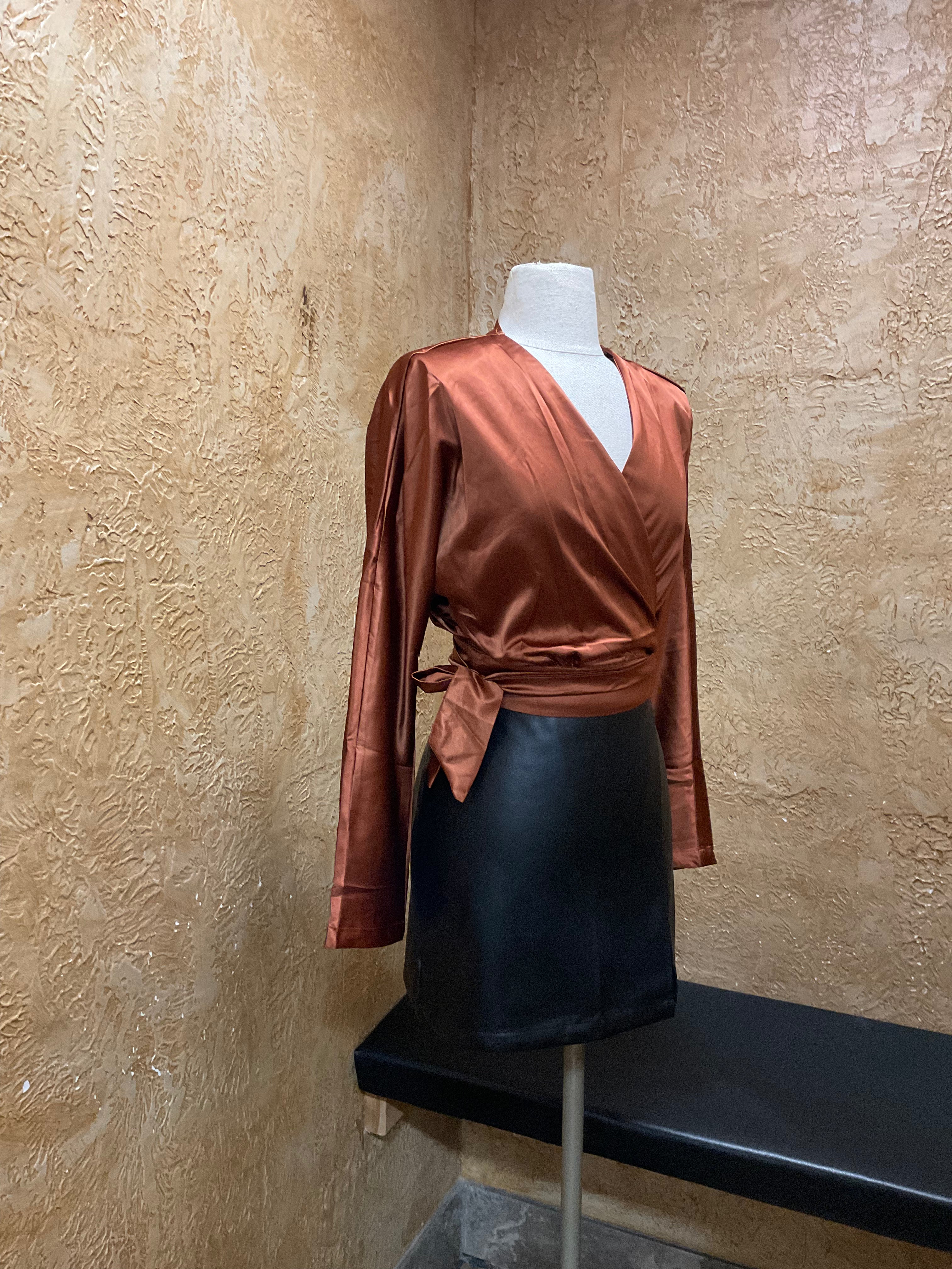 LAUREN BROWN TOP