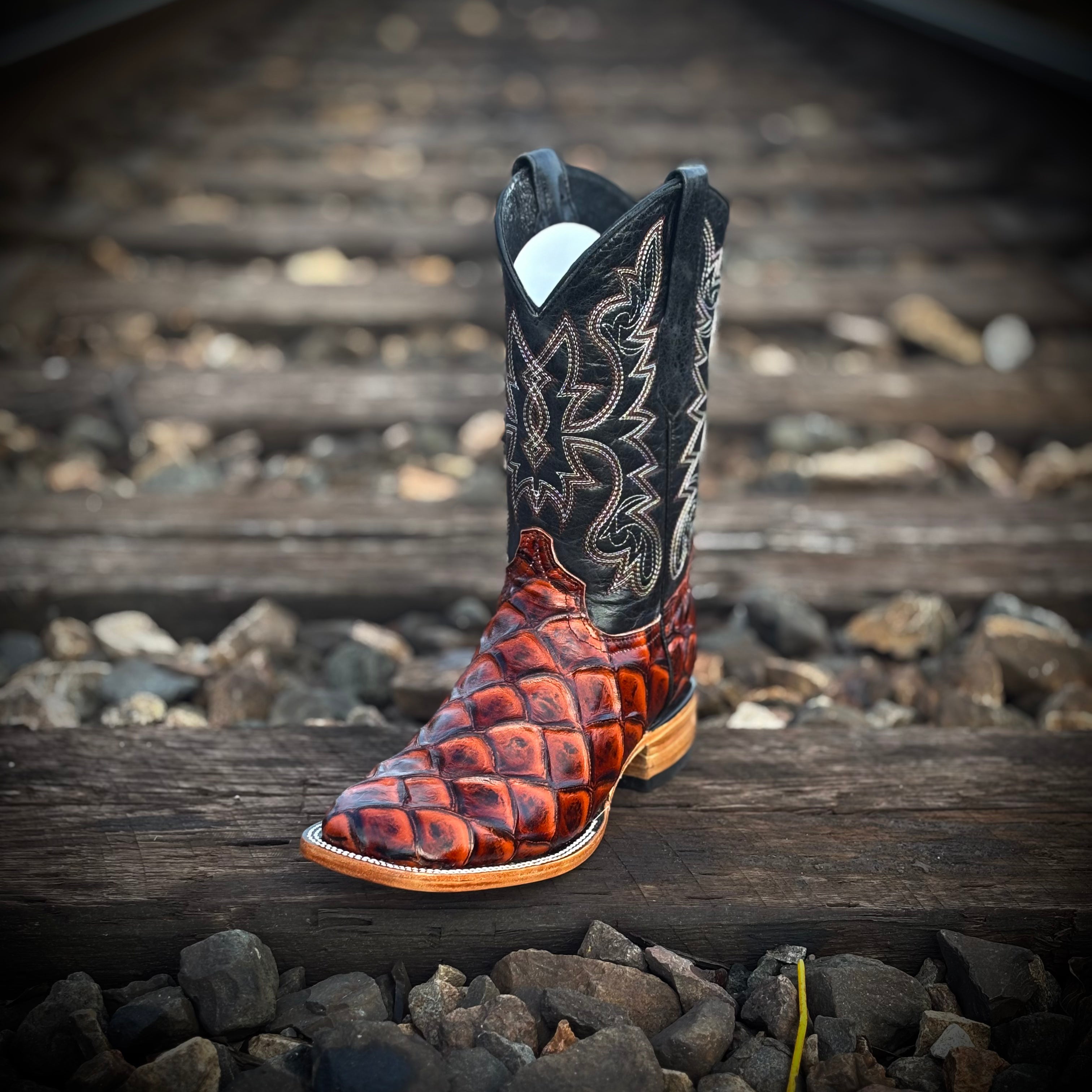 “ Cooper “ | MEN WESTERN COWBOY SQUARE TOE BOOTS COGNAC PRINT