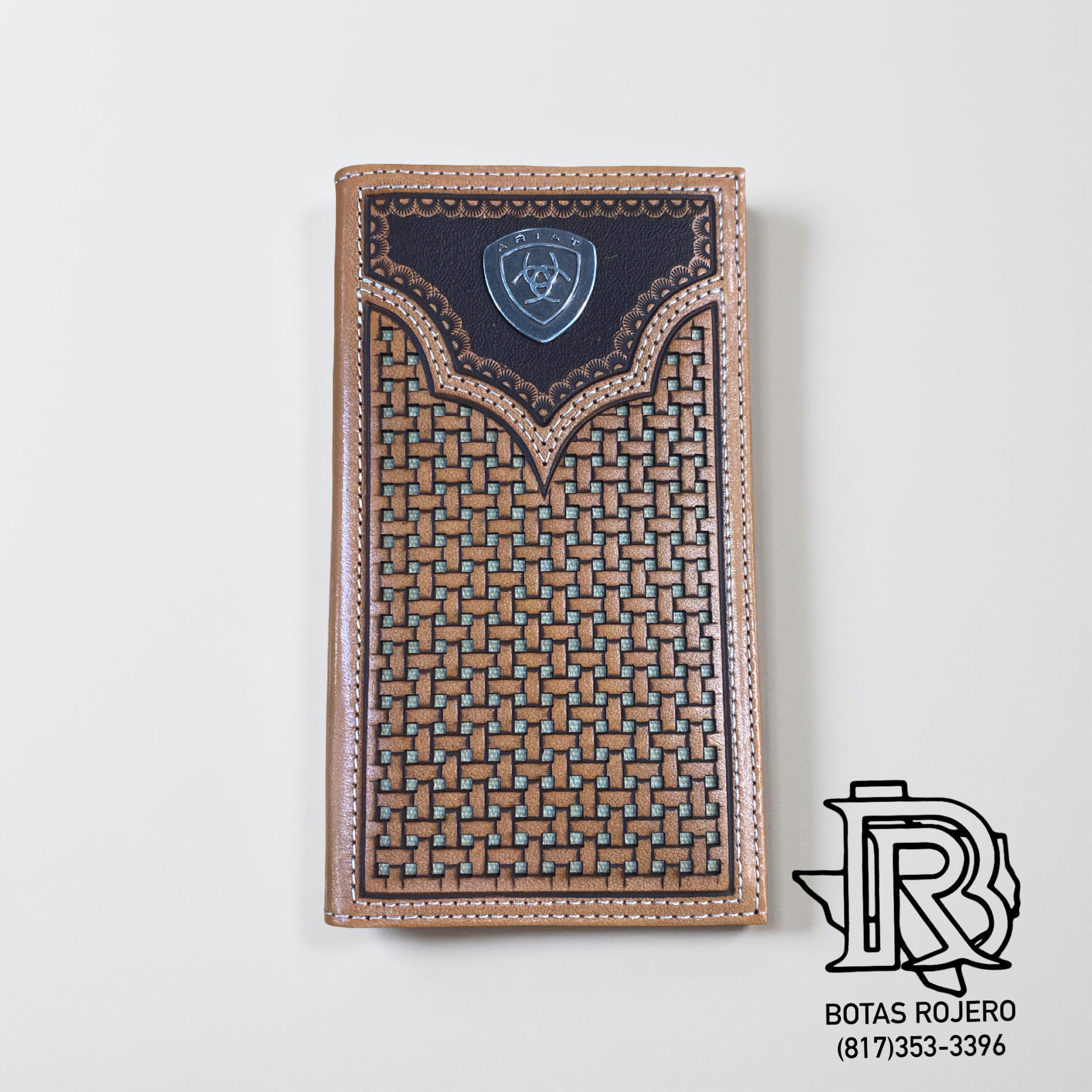 ARIAT RODEO BASKET WEAVE PIERCED SHIELD NATURAL A3540548