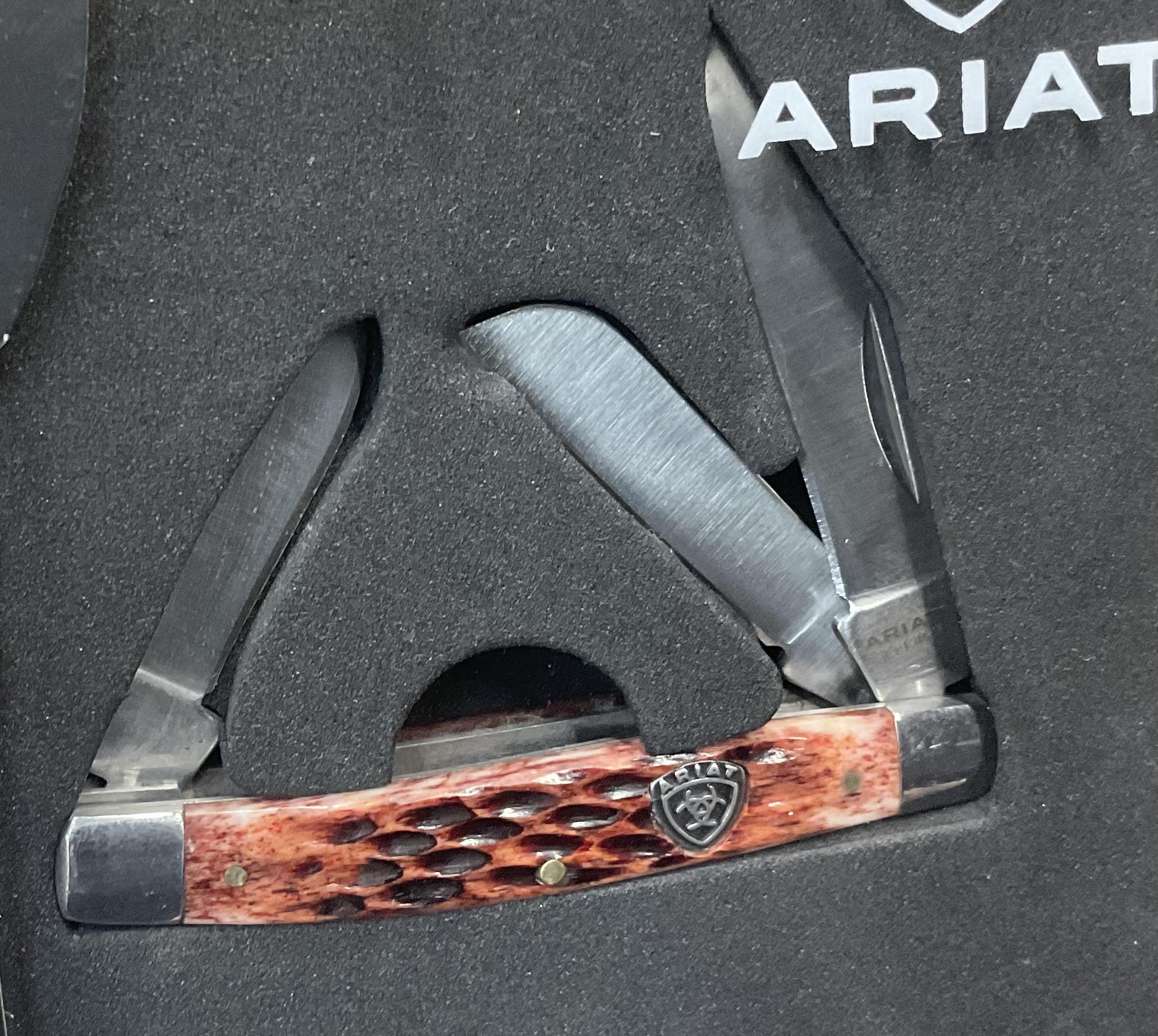 Ariat® Stockman Triple Blade Folding Knife |A710010802