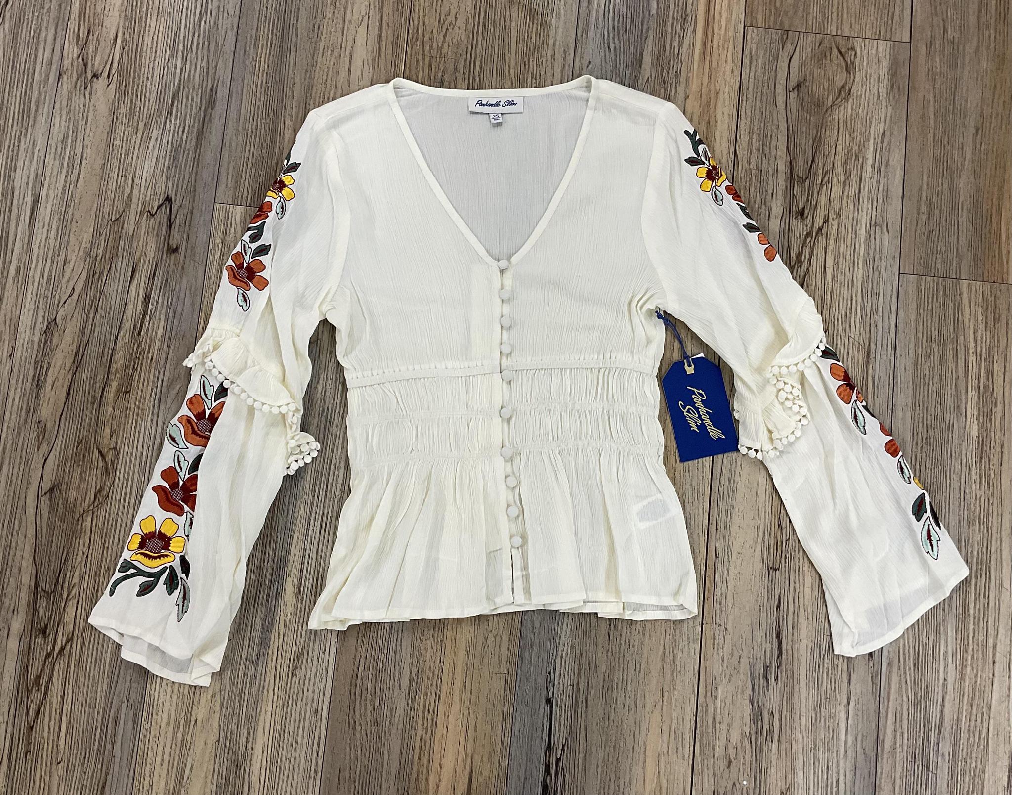 WOMEN’S PANHANDLE SMOCKED BUTTON DOWN CREAM SHIRT |LW52T05791