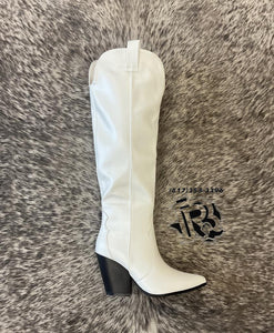 ‘’ROSIE’’ WHITE BOOTS ‘’