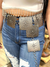 Load image into Gallery viewer, SQUARE CONCHO LADIES BELT | D140004036