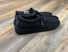 Load image into Gallery viewer, HEY DUDE WALLY YOUTH BASIC BLACK | 40041-001