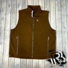Load image into Gallery viewer, MEN&#39;S Ariat Logo Softshell 2.0 Vest 10028324
