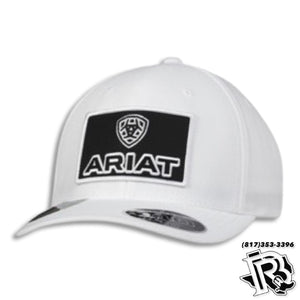 ARIAT MENS FLEXFIT 110 CAP HORIZONTAL LOGO WHITE A300037005