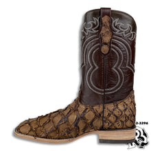 Load image into Gallery viewer, “ Clay “ | Men Western Square Toe Boots Camel Original Leather Hometown