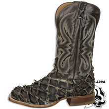 Load image into Gallery viewer, “ SA8265 “ | MEN WESTERN BOOTS ORIGINAL LEATHER SQUARE TOE BOOTS RUSTIC TABACO