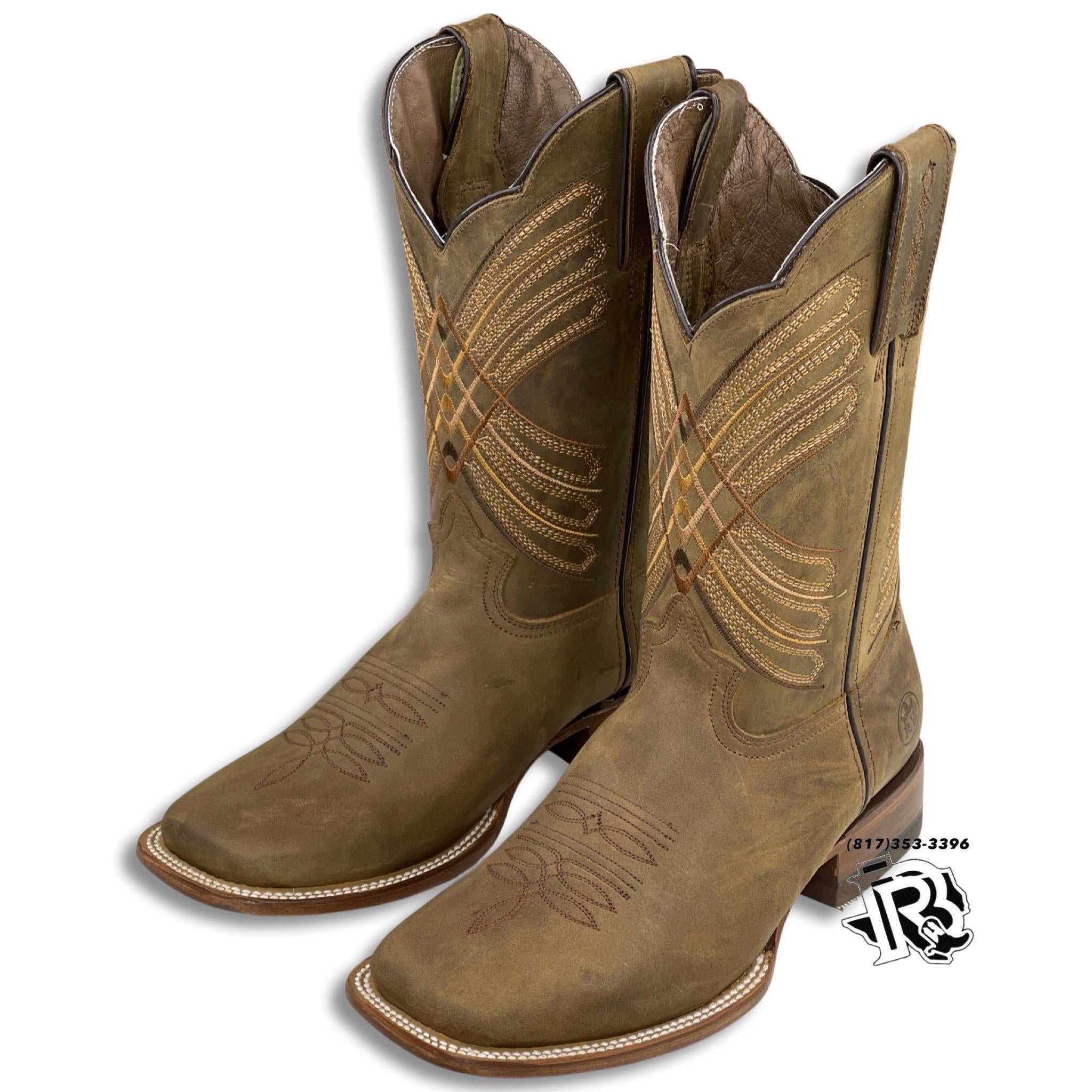 Dark brown square deals toe cowboy boots