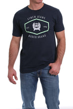 Load image into Gallery viewer, MEN&#39;S FRONT LOGO TEE - NAVY MTT1690383