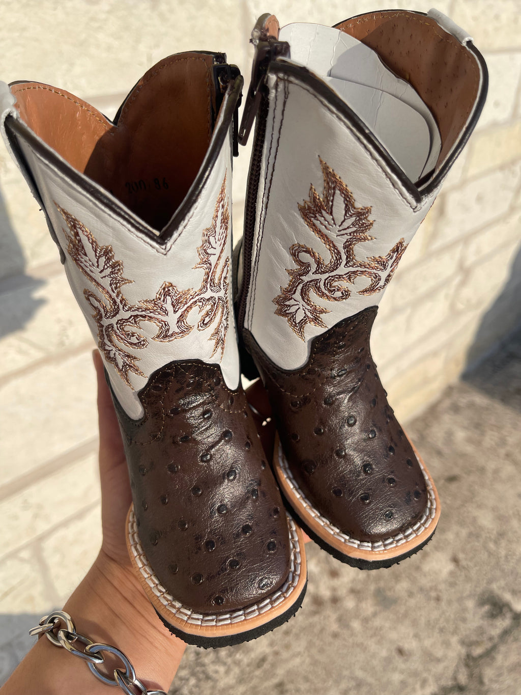 INFANT OSTRITCH PRINT BROWN ZIPPER (200786)