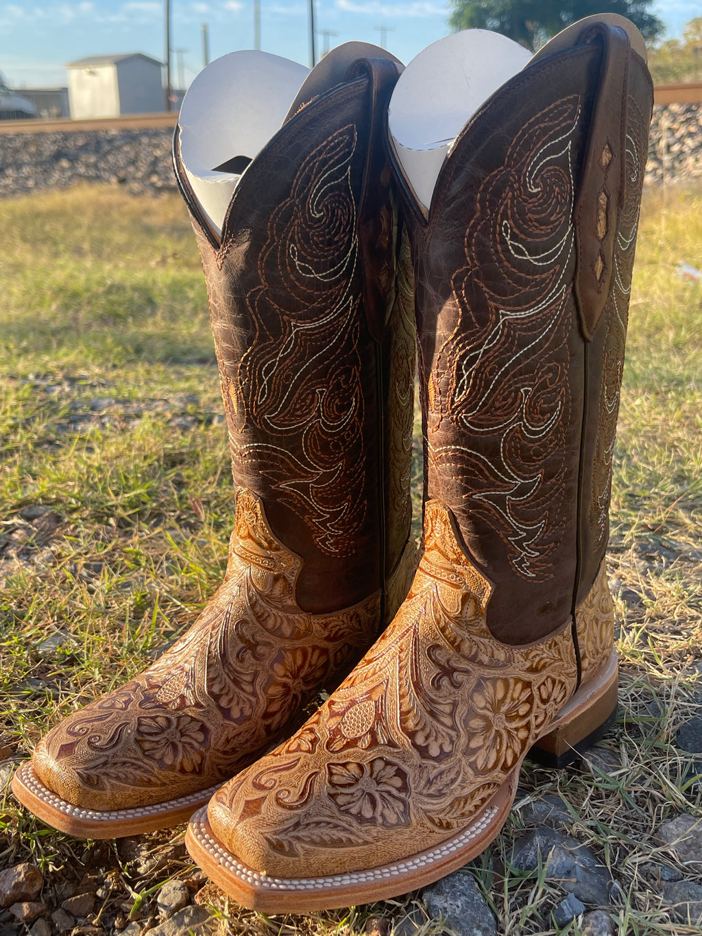 Tan Tooled Leather | WOMEN WESTERN SQUARE TOE BOOTS