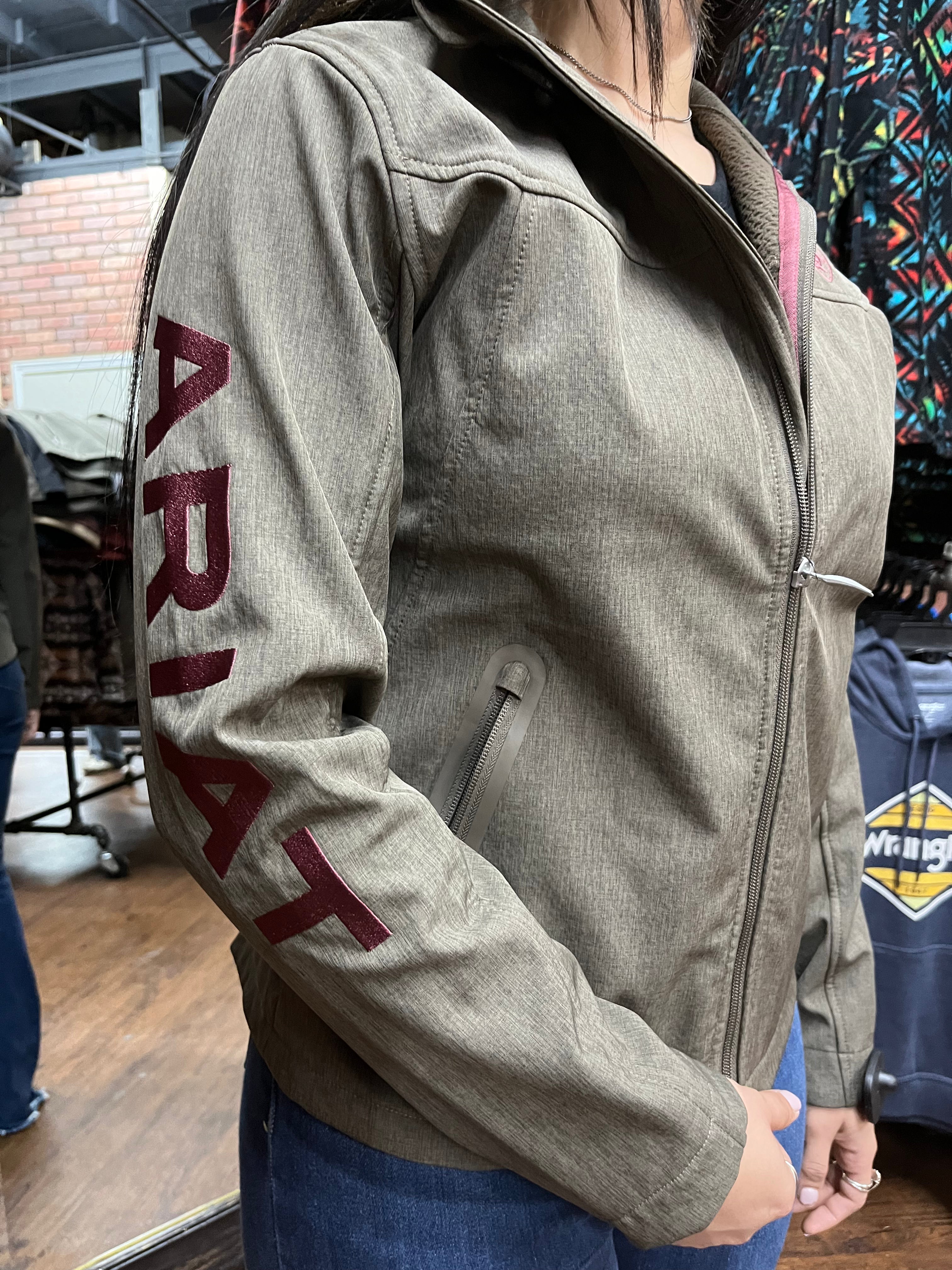 “ Emily “ | WOMEN ARIAT JACKET BROWN SOFT SHELL 10041282