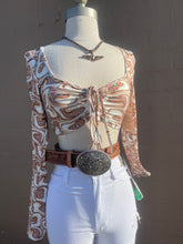 Load image into Gallery viewer, MARBLE PRINT FRONT CROP TOP