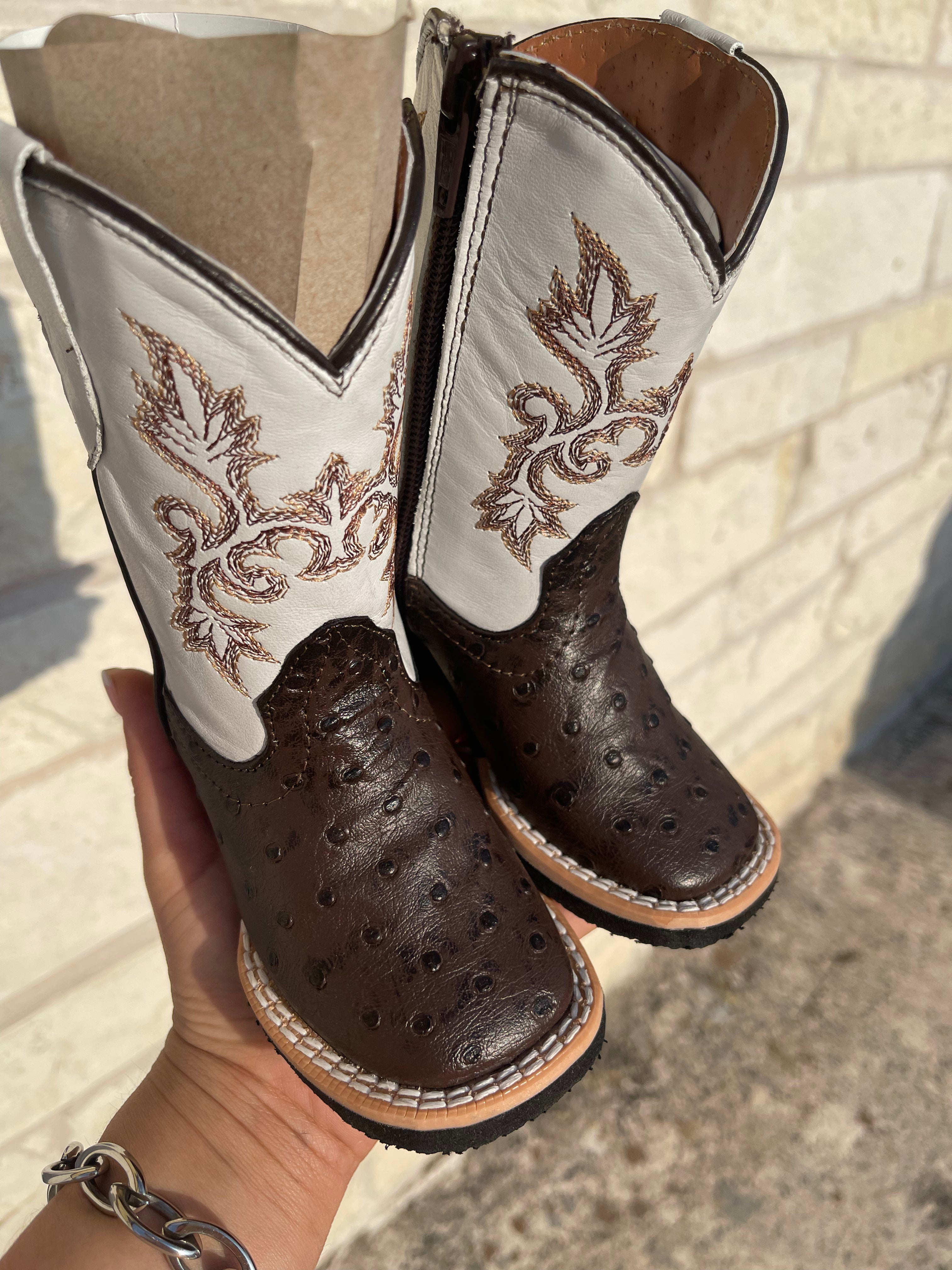 INFANT OSTRITCH PRINT BROWN ZIPPER (200786)