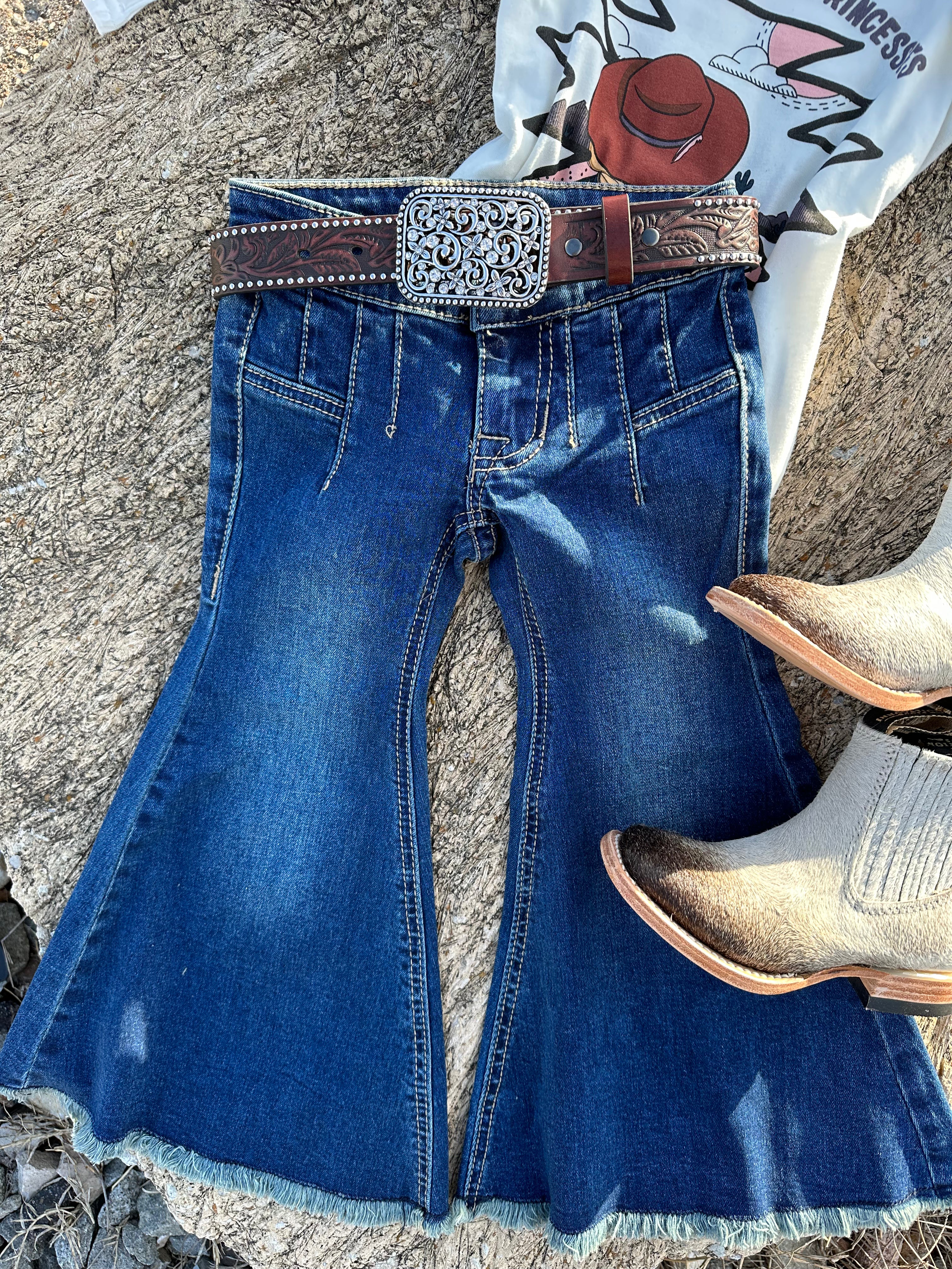 Girls dark detail button bell jeans medium wash | RRGD7PR0S4