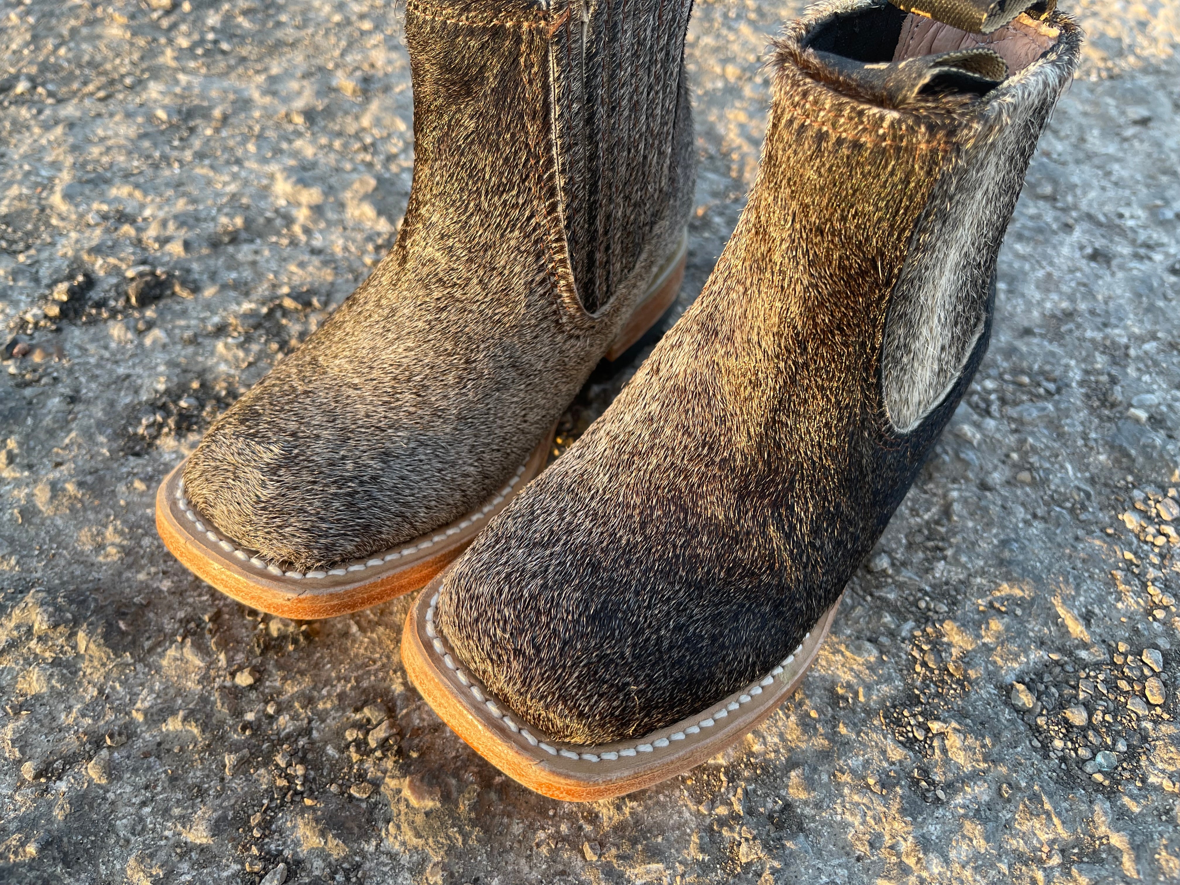 KIDS BOTIN PELO CAFE/CLARO