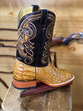 Load image into Gallery viewer, BR BOOTS : CAIMAN HORNBACK TAN SQUARE TOE BOOTS