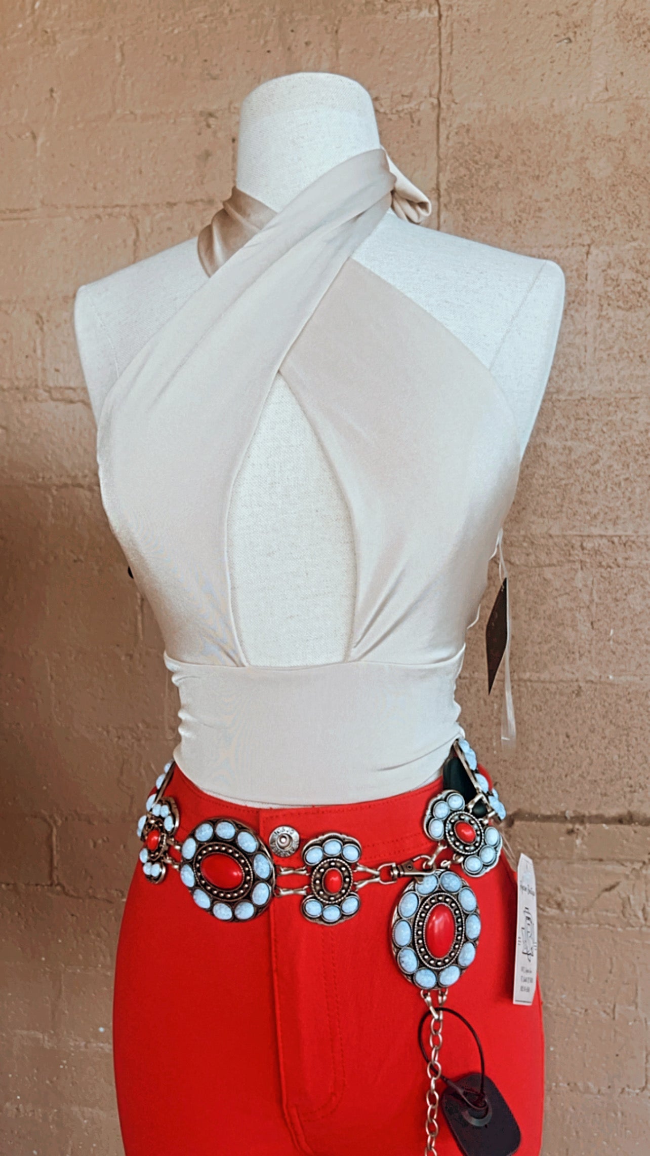BETH CREAM TOP