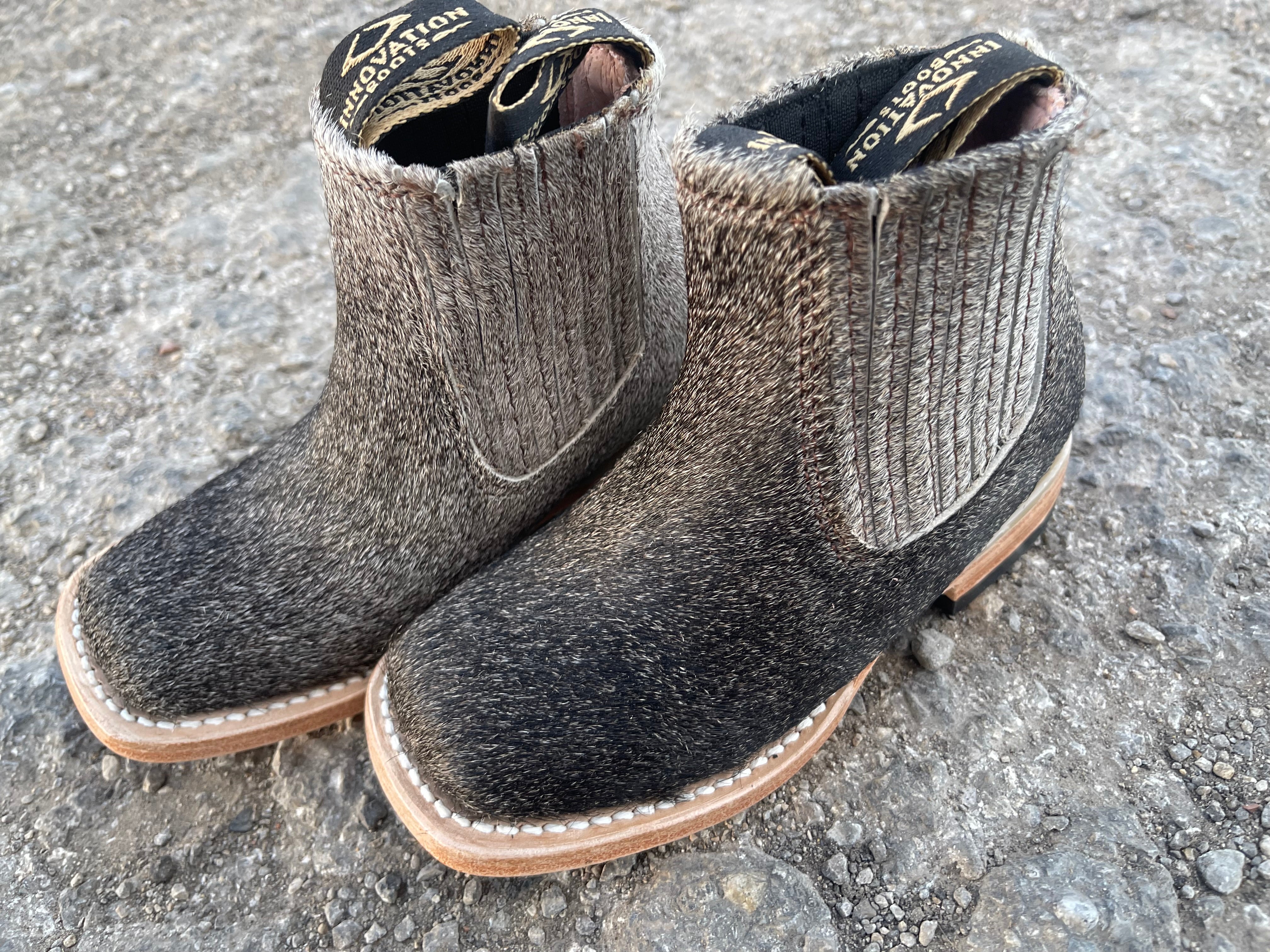 KIDS BOTIN PELO GRIS CLARO