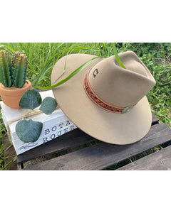 Charlie 1 horse hat (Lori) | FAWN