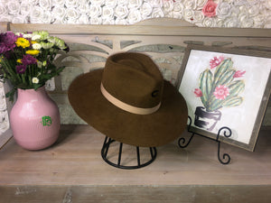 Charlie 1 horse hat High Way | (acorn)