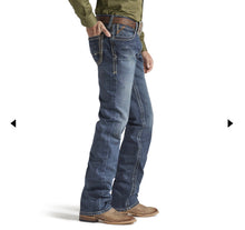 Load image into Gallery viewer, MEN&#39;S M5 Slim Boundary Stackable Straight Leg Jean 10014010