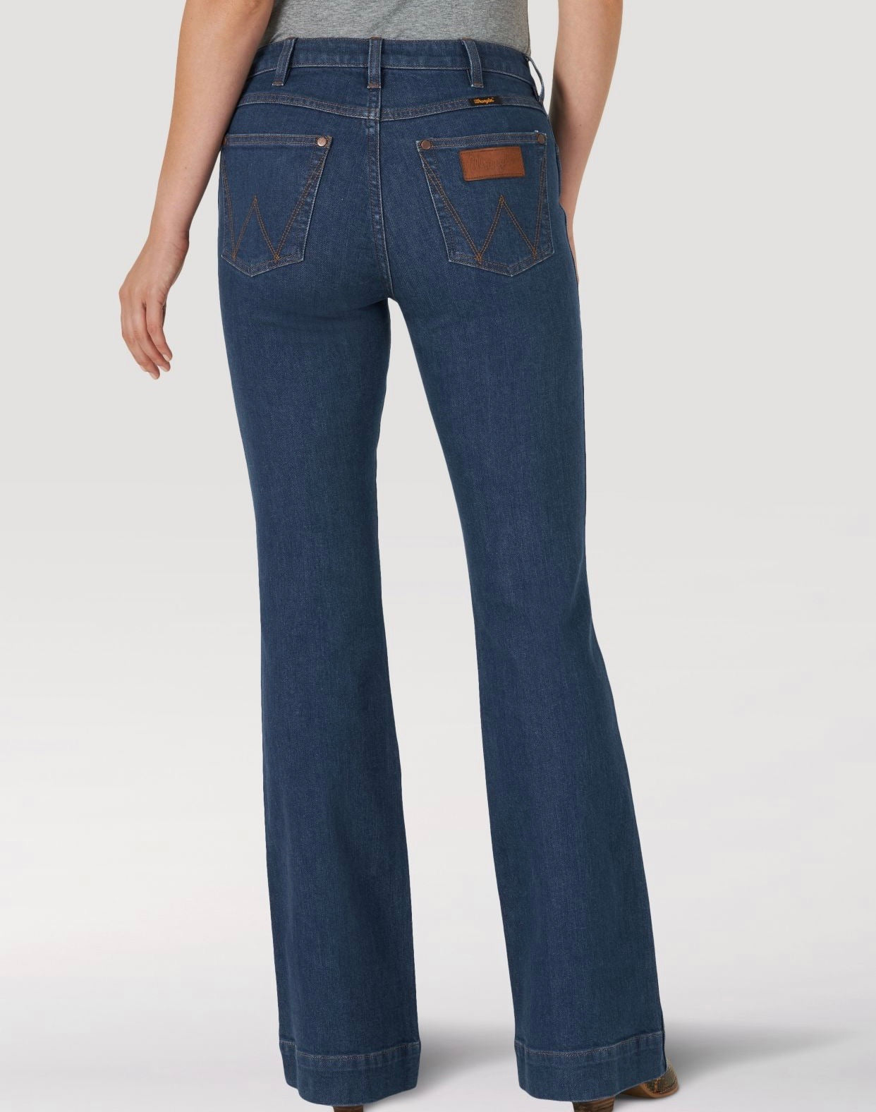 WOMEN'S WRANGLER JEANS (11MPEBY)