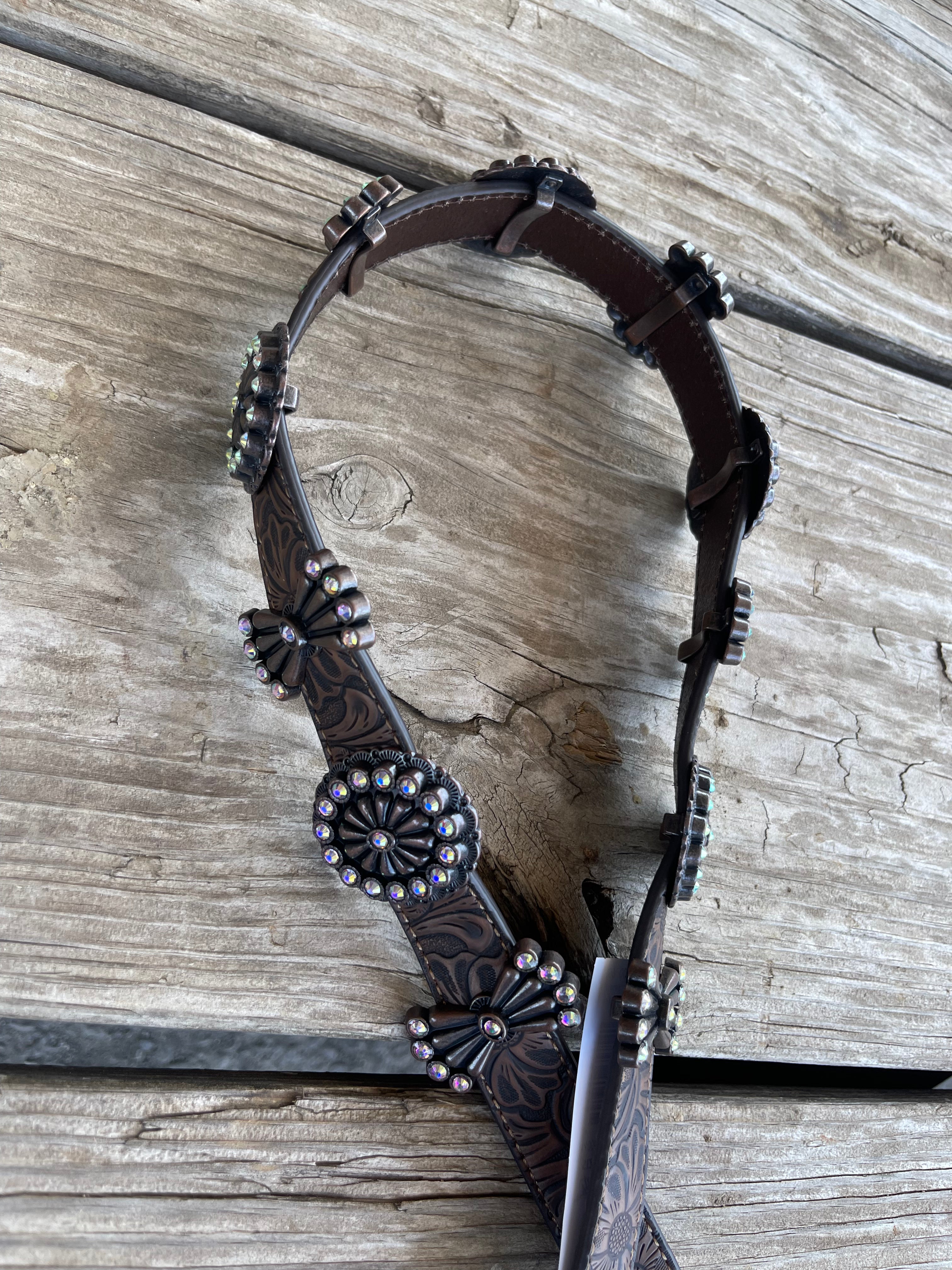 ANGEL RANCH 1" EMBOSSED LARGE COPPER CONCHO BR (D140000602)