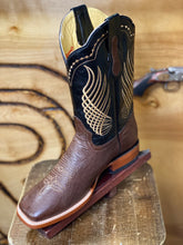 Load image into Gallery viewer, BOTAS ROJERO: SMOOTH OSTRITCH TOBACO (panza de avestruz tobaco)