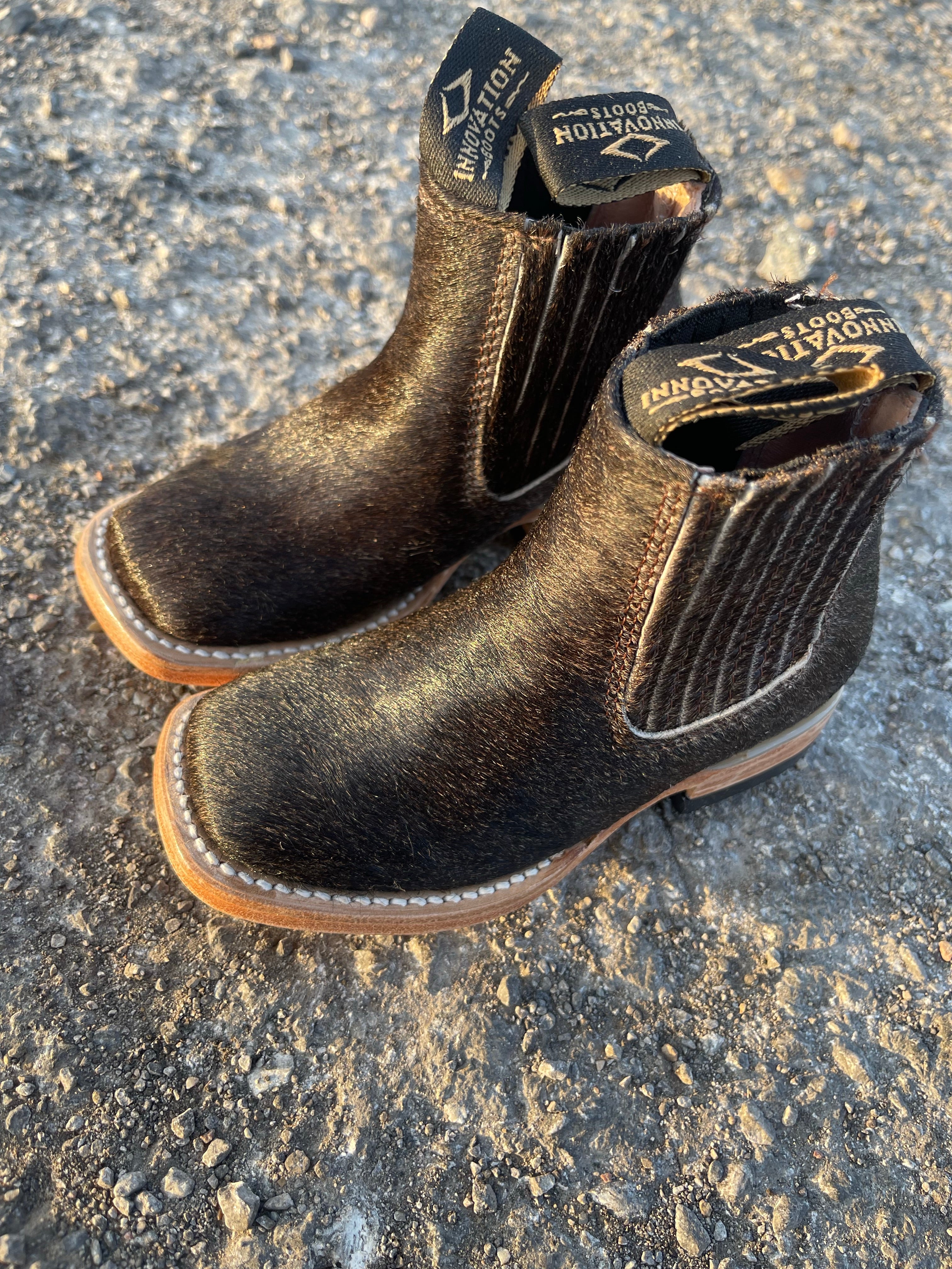 KIDS BOTIN PELO CAFE OBSCURO
