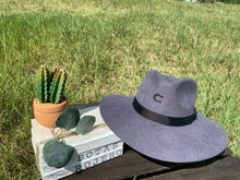 Load image into Gallery viewer, Charlie horse 1 highway | GREY