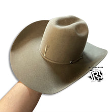 Load image into Gallery viewer, 7X PECAN | RODEO KING FELT COWBOY HAT