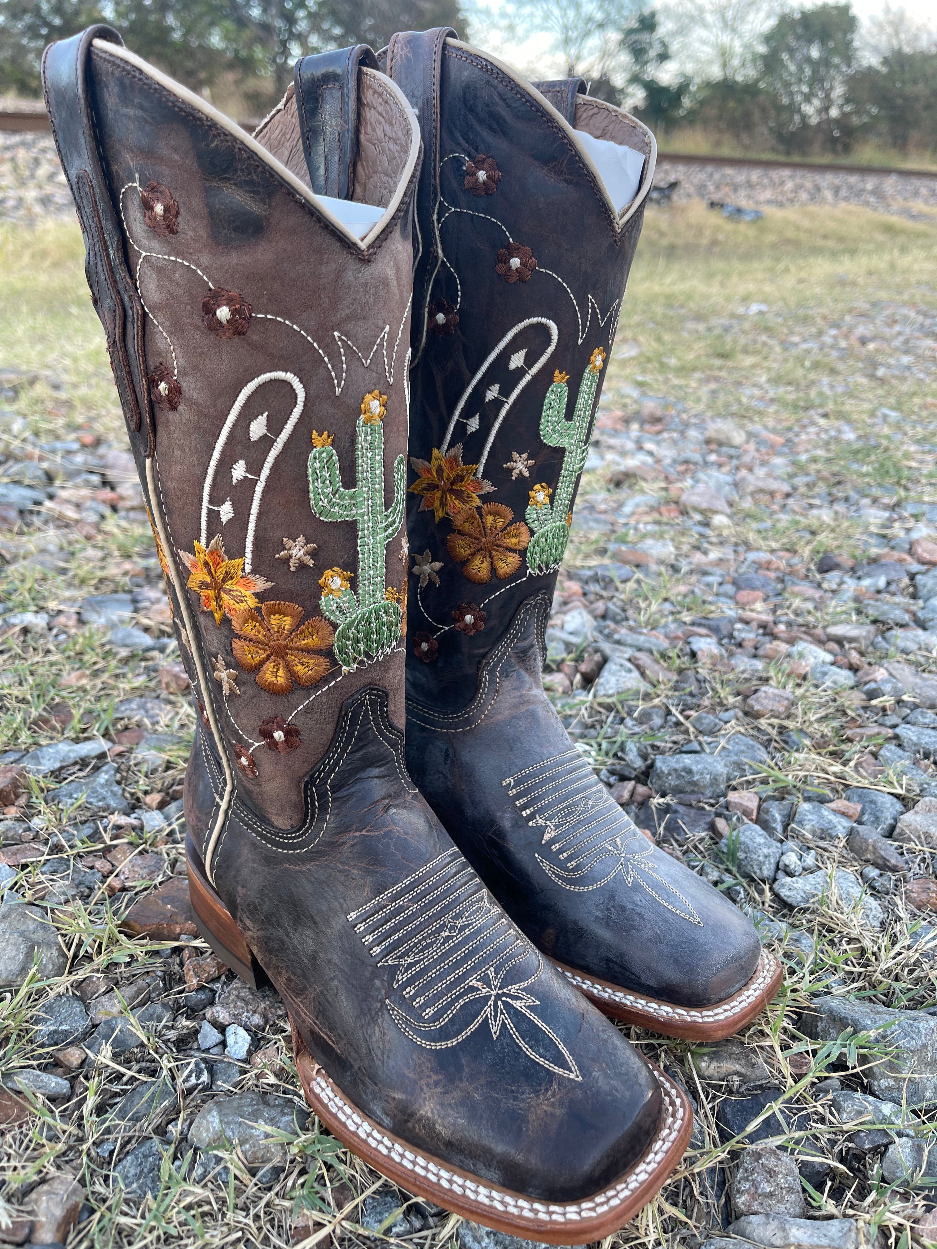 “ Brittany “ | WOMEN WESTERN SQUARE TOE BOOTS