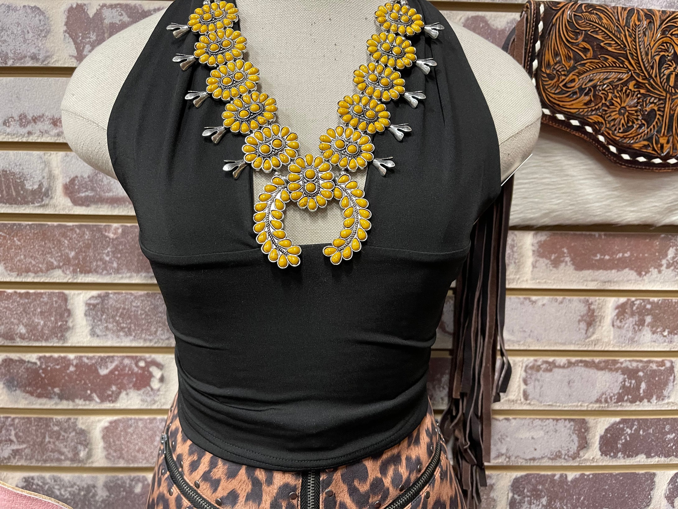 TIE BACK BLACK TOP