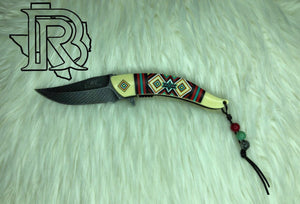 Aztec Pattern Knife : White