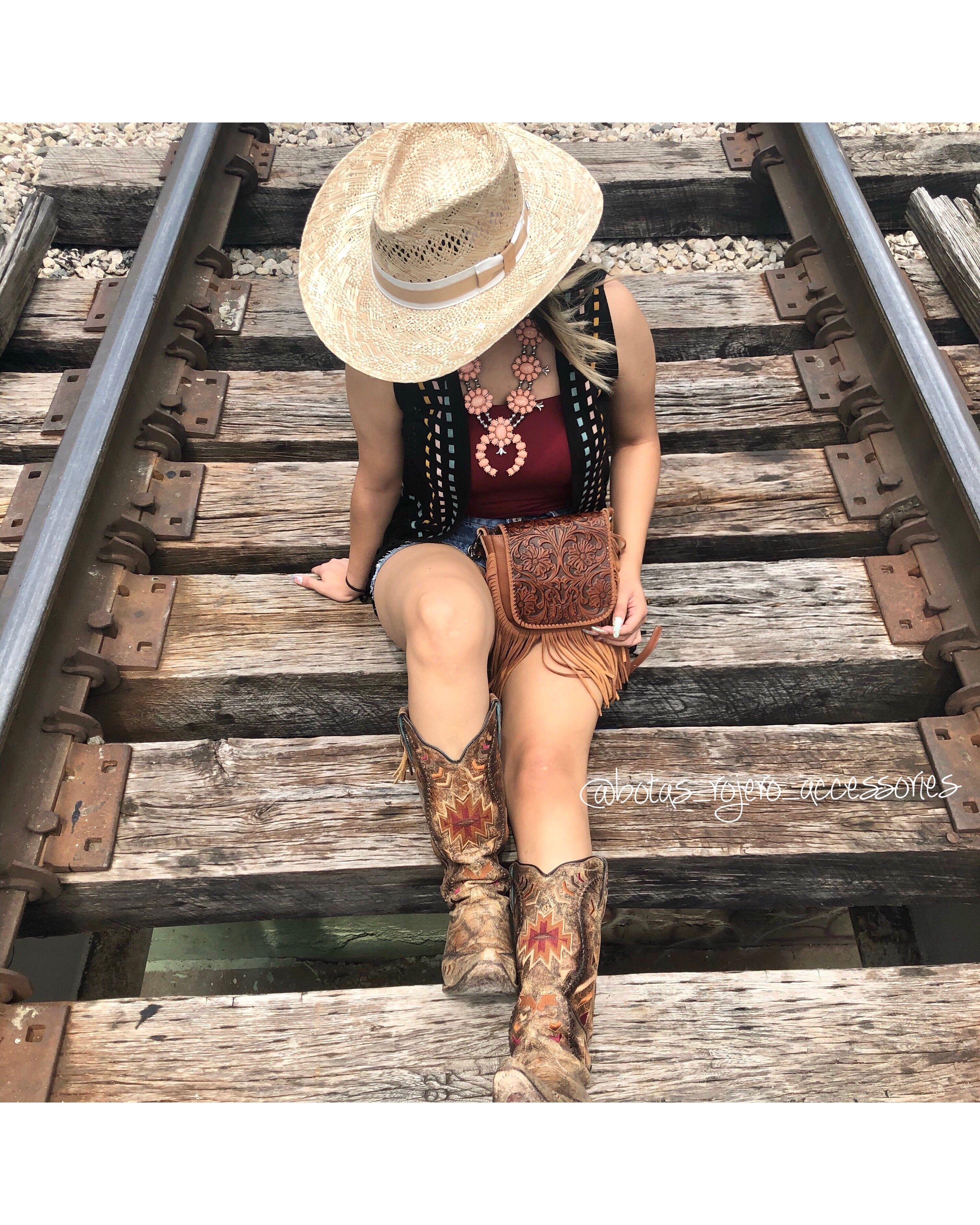 Ladies american straw hat